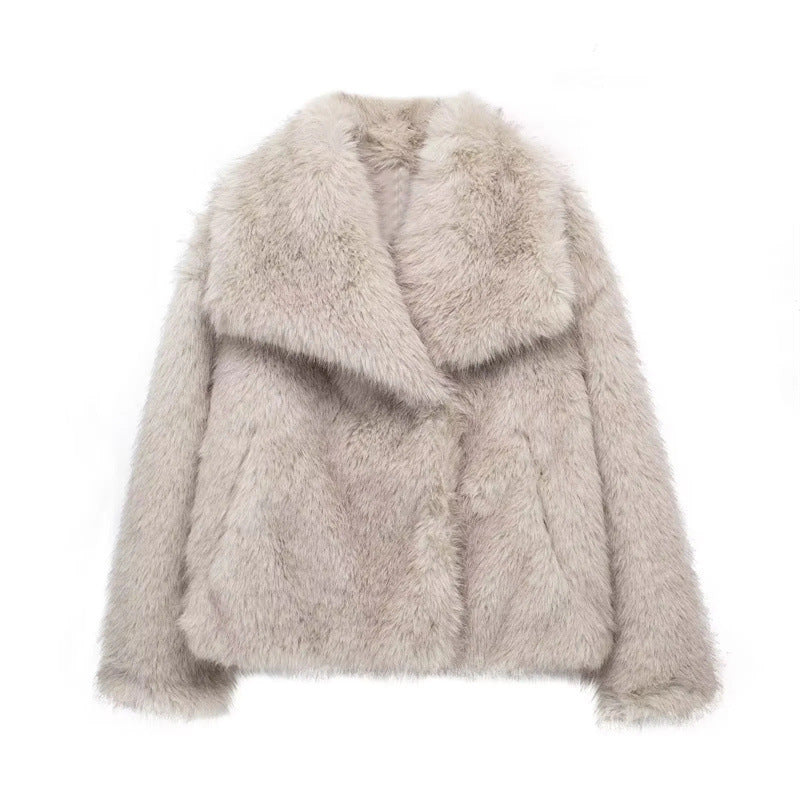 Clara | Cardigan Court en Fausse Fourrure pour un Street Style Élégant et Confortable Rousane