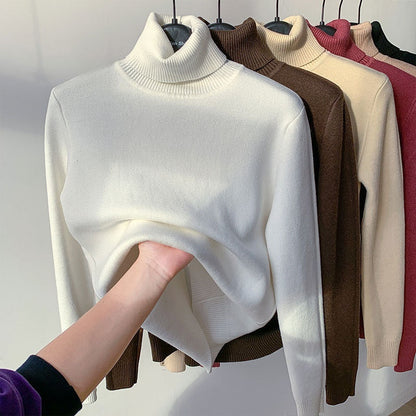 Texture fluide et légère du pull Florence™, parfaite pour toutes les saisons.